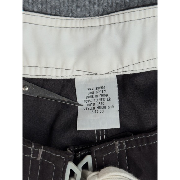 Billabong Graphic Rare Halloween Boardshorts Goth Bat Sz 33 Black Surf Swim Y2K - Picture 8 of 16